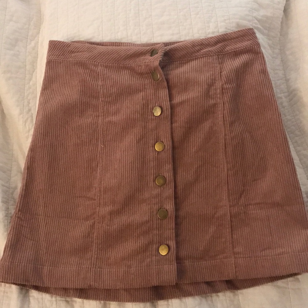 Brand new Medium Mauve denim skirt!
